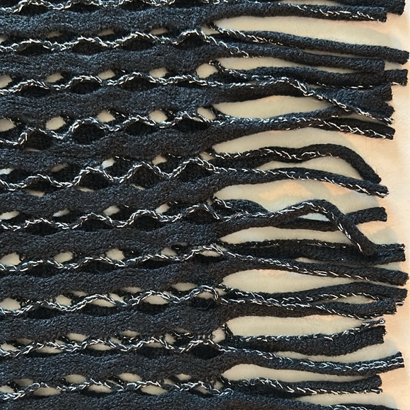 FREE NWOT infinity scarf with fringe One Size fits all Black with Silver threads - Picture 3 of 6